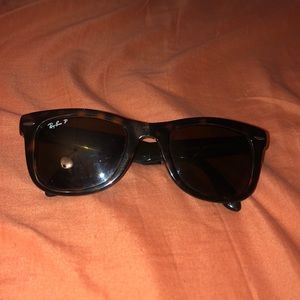 Ray-Ban